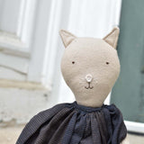 Mae the Cat – Heirloom Wool Doll in Islesboro Plaid Linen dress