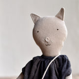 Mae the Cat – Heirloom Wool Doll in Islesboro Plaid Linen dress